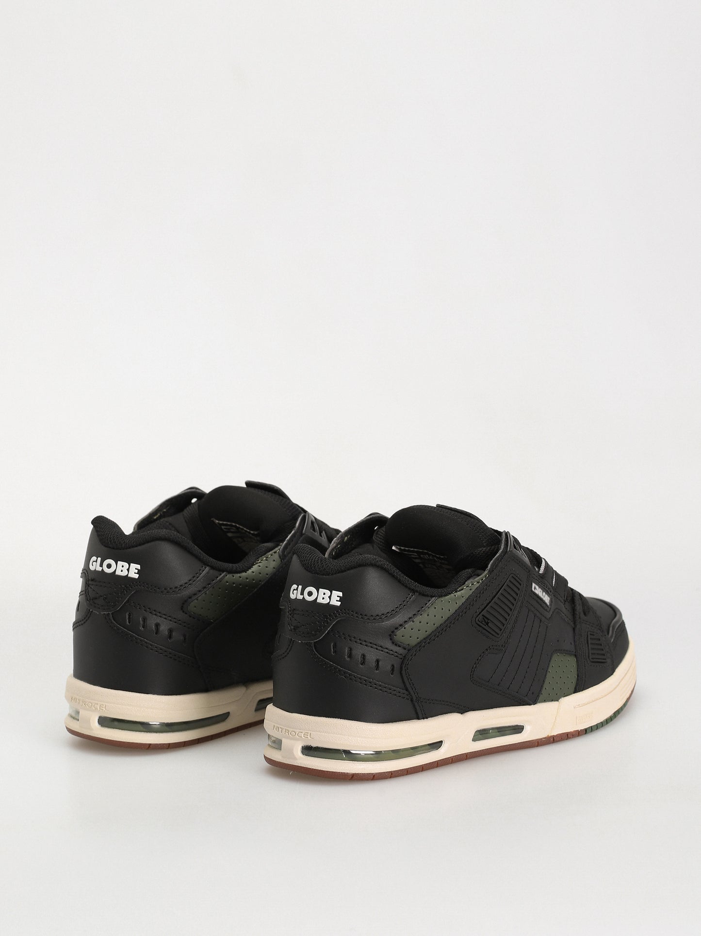 Sabre Black / Combat