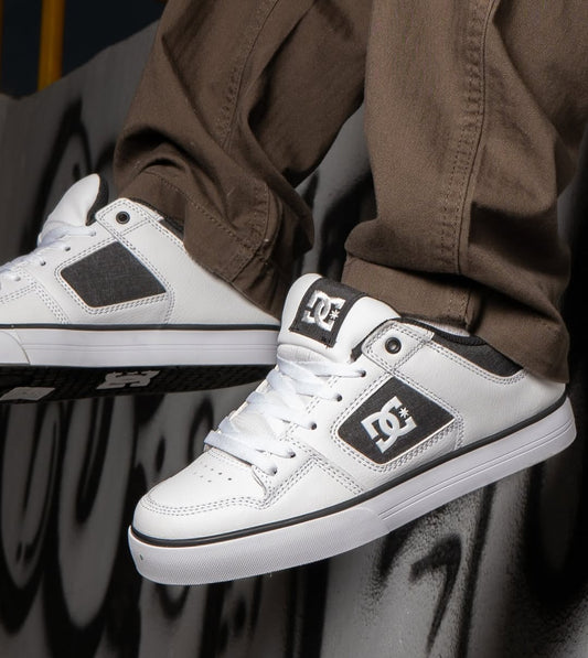 DC PURE BLACK / WHITE